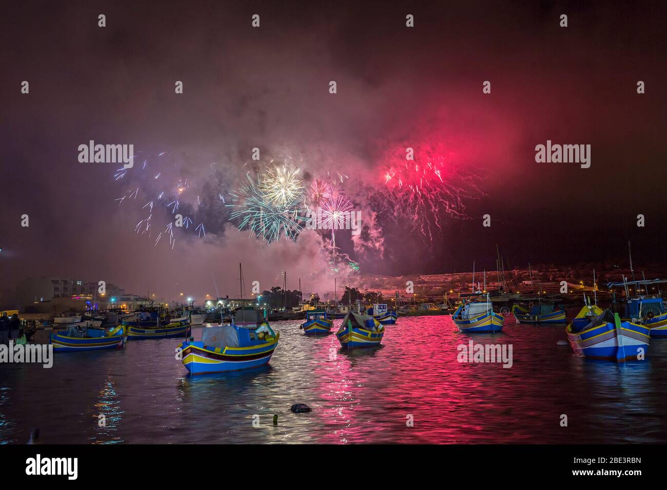 Feuerwerk, Marsaxlokk, Malta Stockfoto