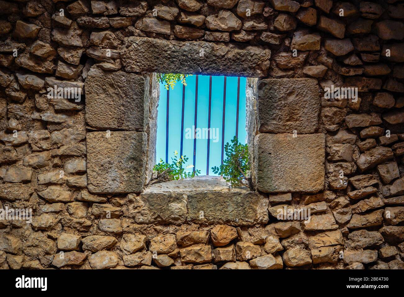 Jordan, Ajlun, eines der Fenster des Schlosses Stockfoto