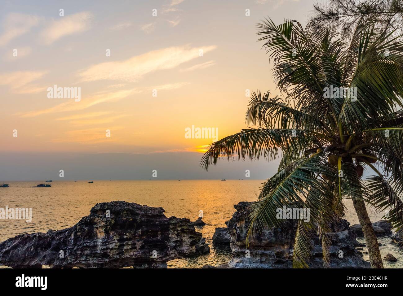 Phu Quoc Strand bei Sonnenuntergang; Phu Quoc, Kien Giang Provinz, Vietnam Stockfoto