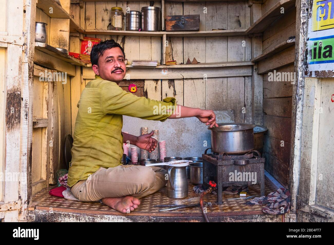 Chai wallah Tee Verkäufer Jaisalmer Fort Rajasthan Indien Stockfoto
