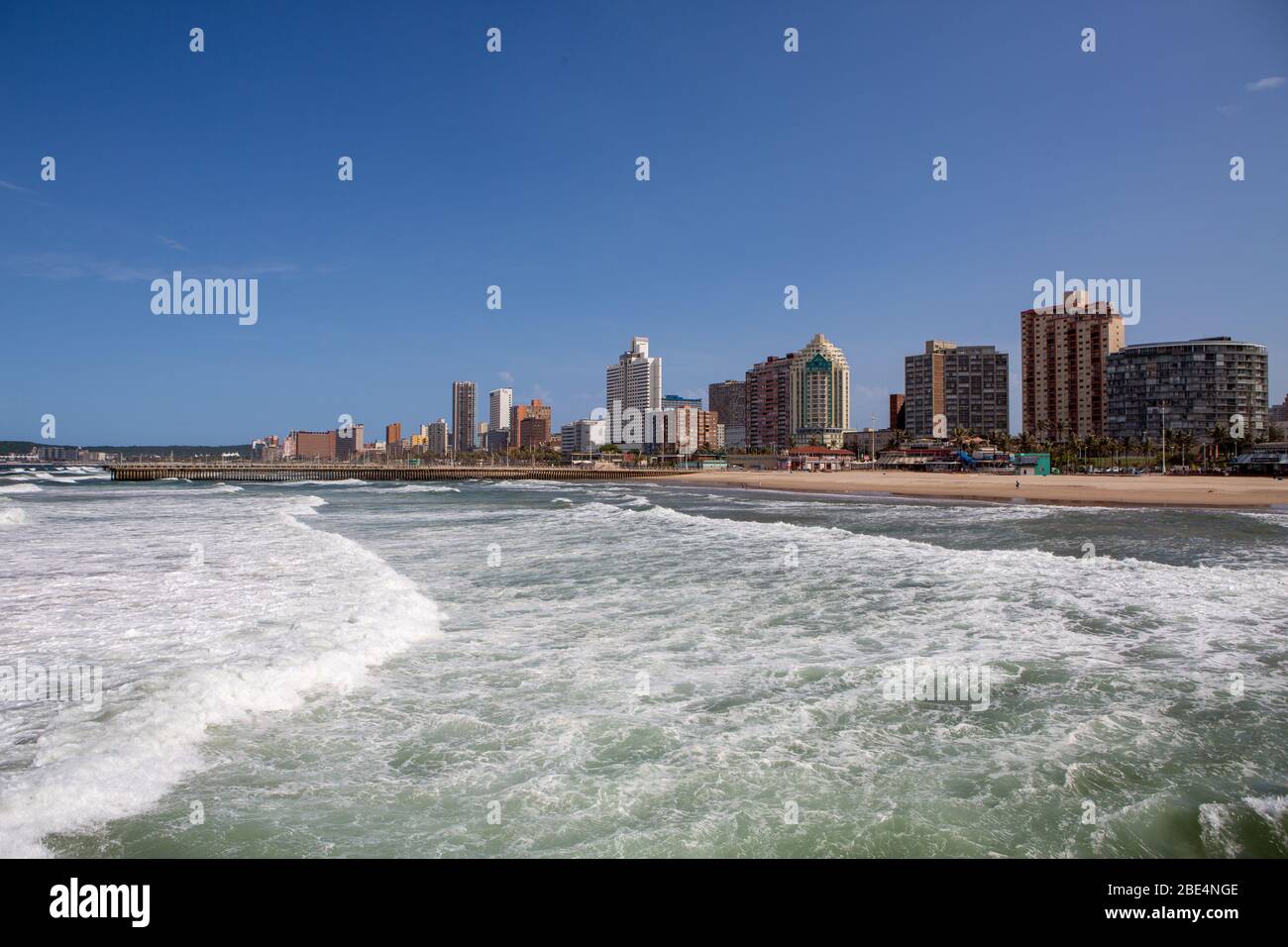 Durban, Südafrika direkt am Meer Stockfoto