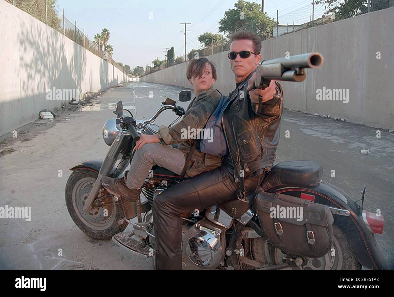 TERMINATOR 2; URTEILSTAG 1991 TriStar Pictures Film mit Arnold Schwarfzenegger und Linda Hamilton Stockfoto