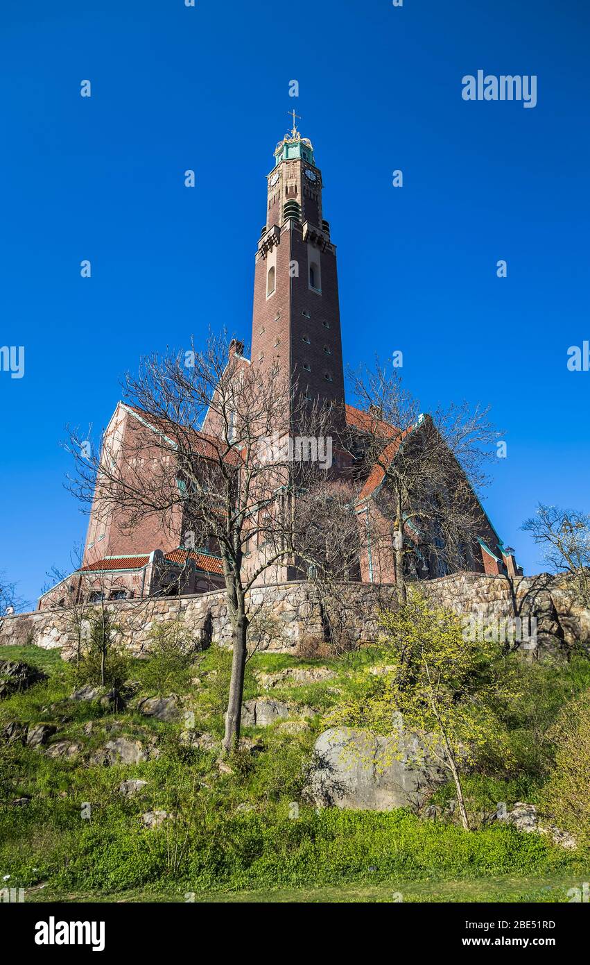 Die Kirche von Engelbrekt, der protestantische Tempel von Stockholm, liegt auf einem Granithügel im Stadtteil Ostermalm, nicht weit von Larkstaden, dem Mos Stockfoto