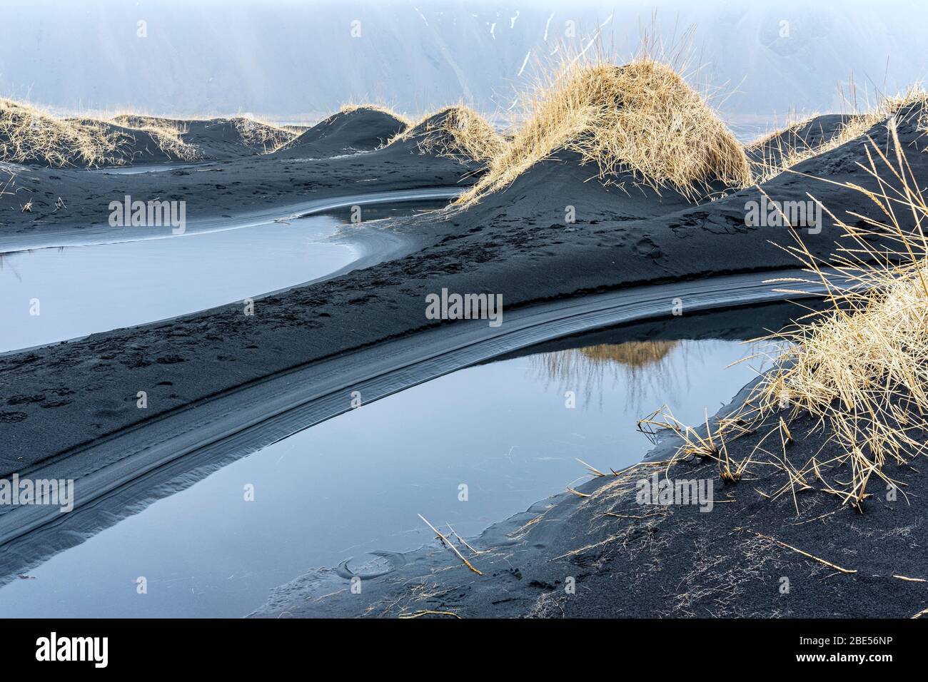 Stokkness schwarzer Sand, Hofn, Island Stockfoto