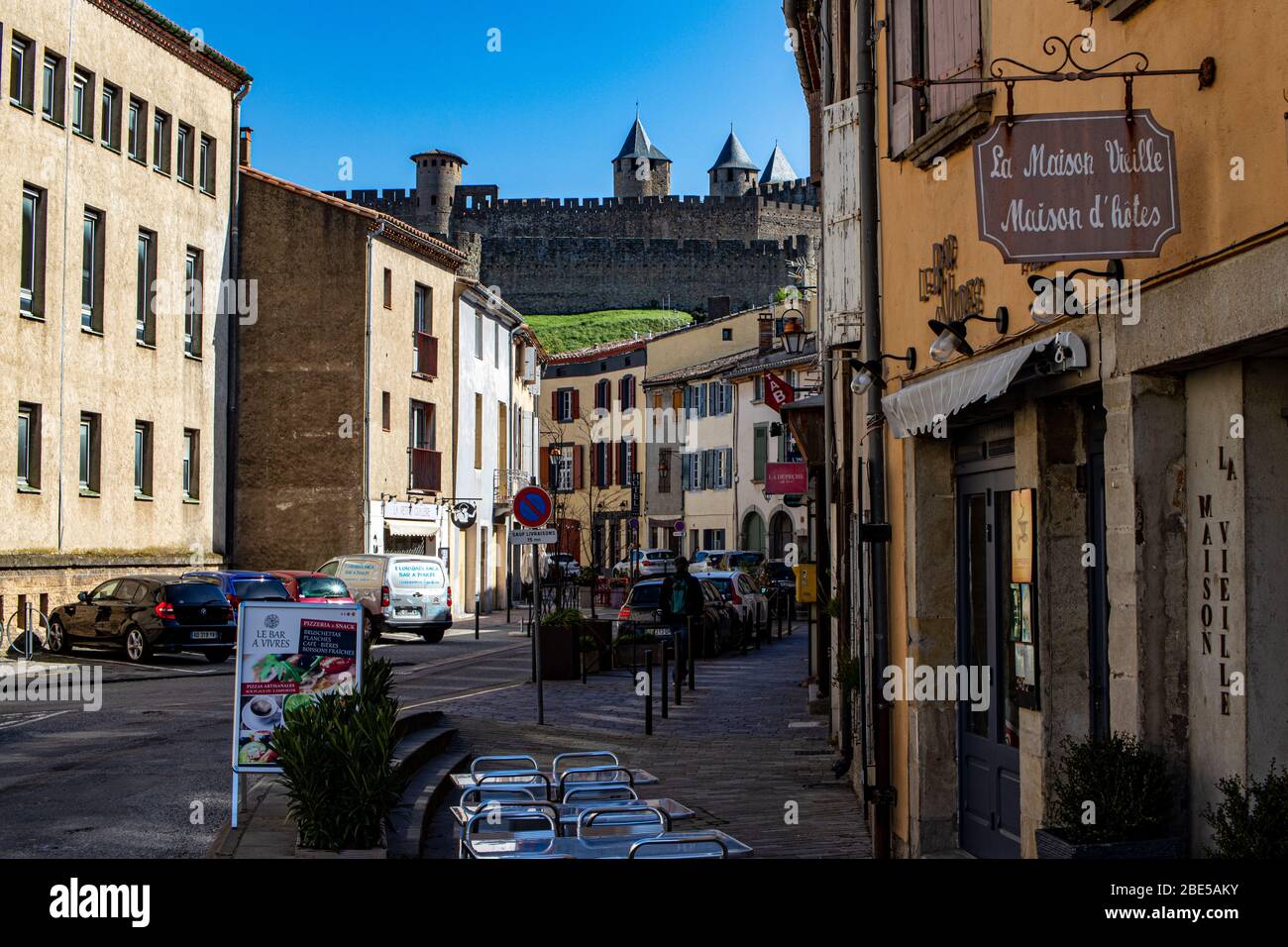 Auf dem Weg nach Cite de Carcassonne, Haute Garrone, Frankreich Stockfoto