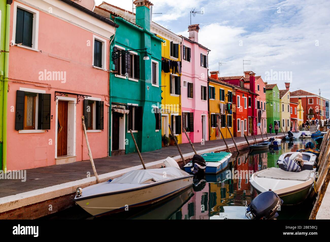Venedig, Italien - Oktober 2017: Сolorful Häuser auf Burano, Insel in der venezianischen Lagune. Stockfoto