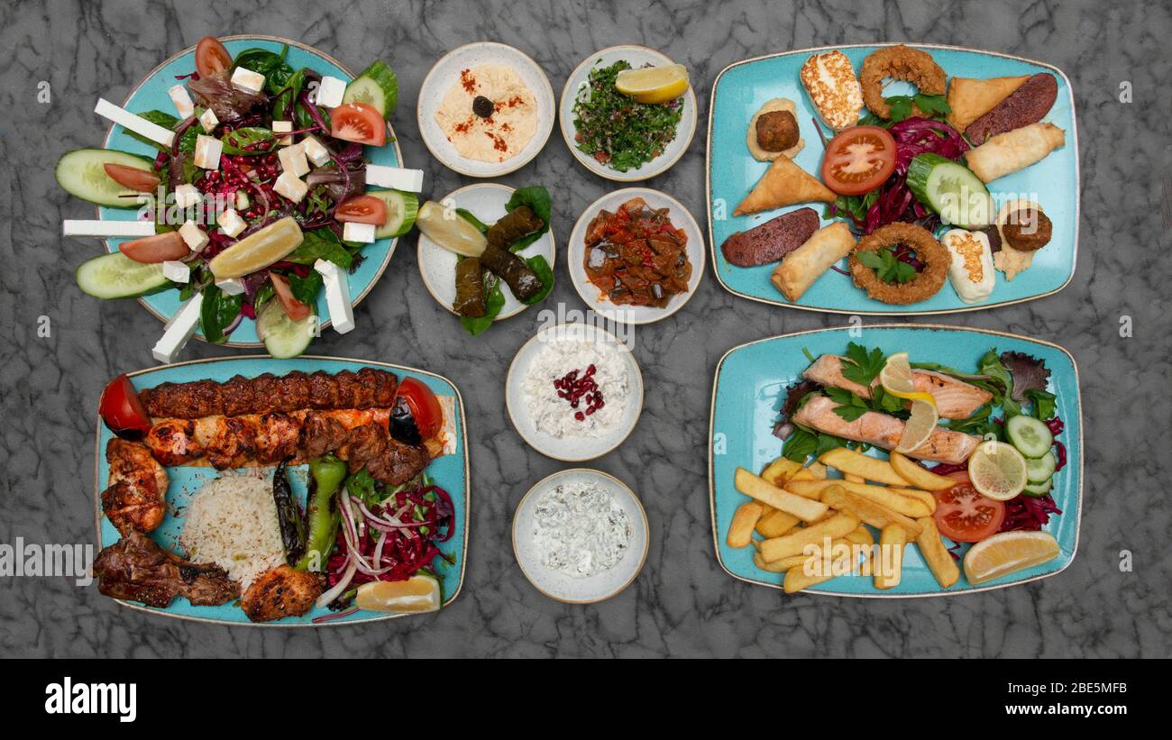 Eine Auswahl an türkischen/nahöstlichen Speisen Stockfoto