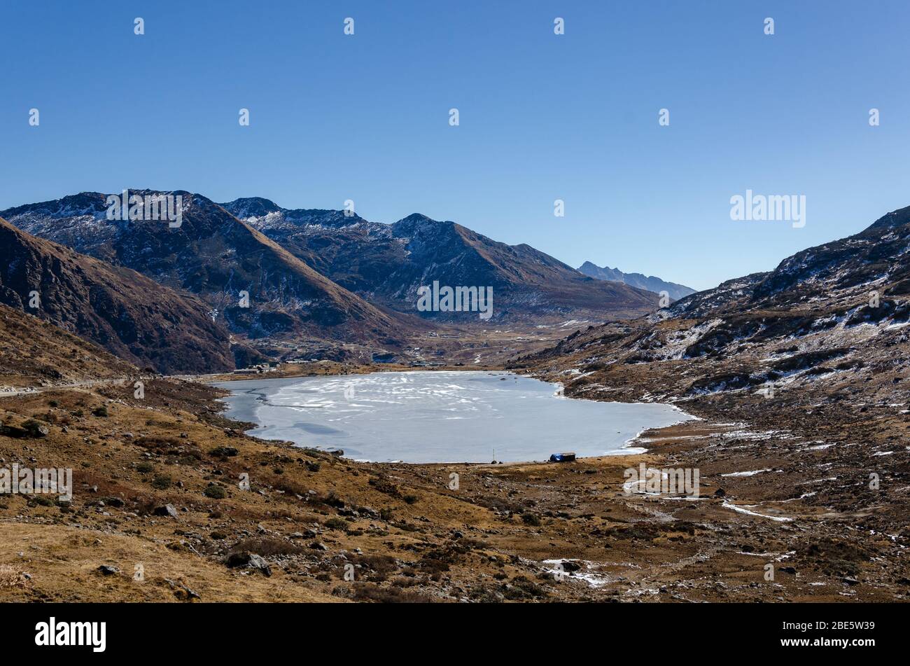 Blick auf den Manju See am Nathu La Pass, Sikkim, Indien Stockfoto