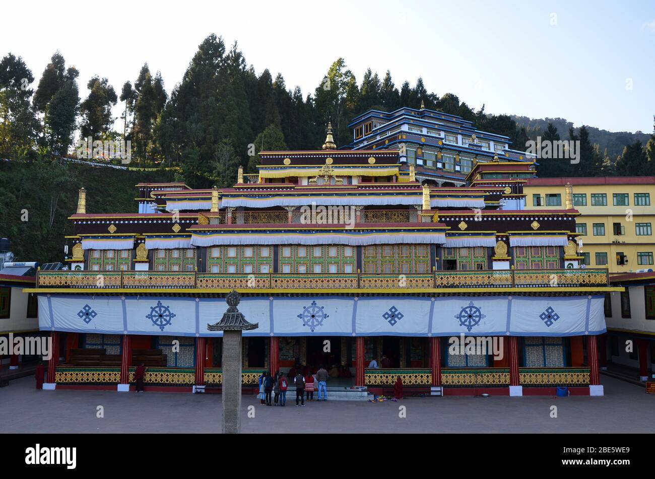 Außenansicht des schönen Rumtek-Klosters, Sikkim, Indien Stockfoto