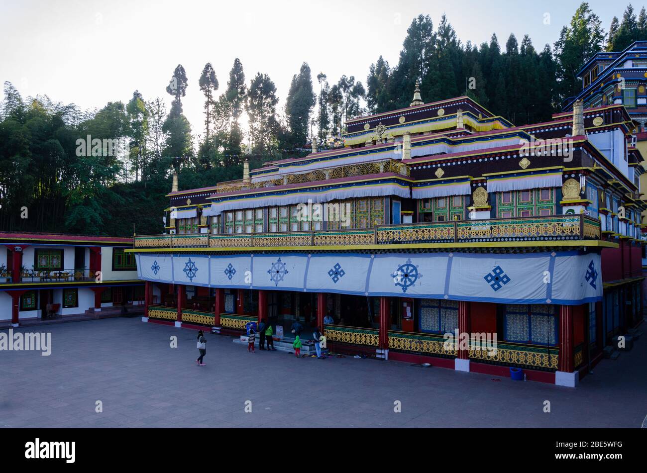 Außenansicht des schönen Rumtek-Klosters, Sikkim, Indien Stockfoto