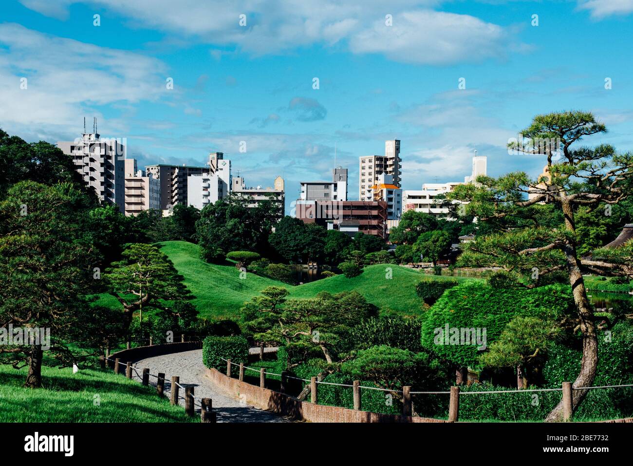 Suizenji Garden ist ein geräumiger Landschaftsgarten im japanischen Stil in Kumamoto. Stockfoto