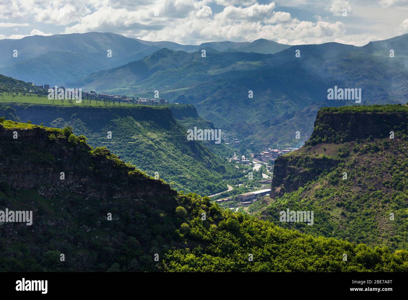 Morgenansicht der Schlucht von Debed in der Nähe von Kloster Haghpat, Haghpat, Provinz Lori, Armenien, Kaukasus, Asien Stockfoto