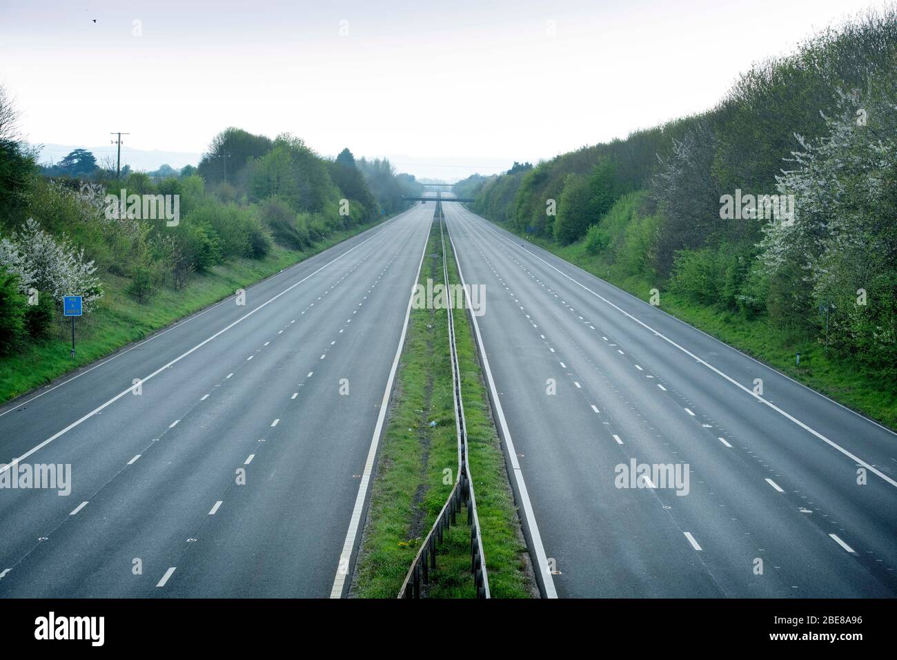 Wenig Verkehr auf der M5 in der Nähe von Taunton während der Coronavirus Sperrung UK Stockfoto