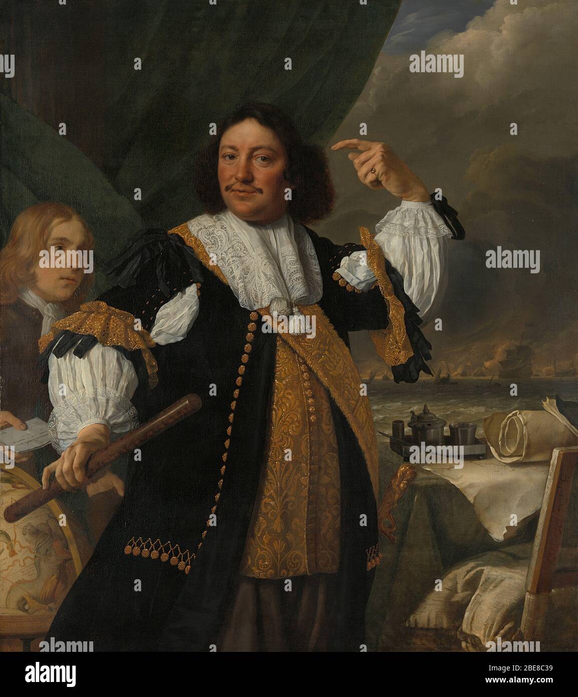 Aert van Nes (1626-93). Luitenant-admiraal; Nederlands: Portret van Aert van Nes, Luitenant-admiraal. Niestuk, staand traf kommandostok in de rechtshand en opgeheven linkerarm. Staand voor een muur waarop rechts een inktstel en zeekaarten staan. Links een Globe en een boodschapper die een Brief komt brengen. Op de achtergrond een zeegezicht met een zeeslag. Pendelleuchte van SK-A-141.; 1668date QS:P571,+1668-00-00T00:00:00Z/9; ' Stockfoto