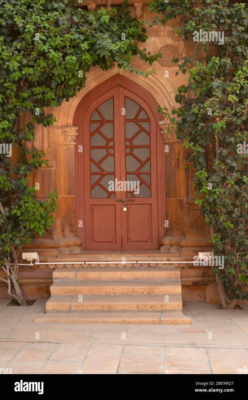 Tür, Mandir Palace, Residenz der Herrscher von Jaisalmer für 2 Jahrhunderte, Jaisalmer, Rajasthan, Indien Stockfoto