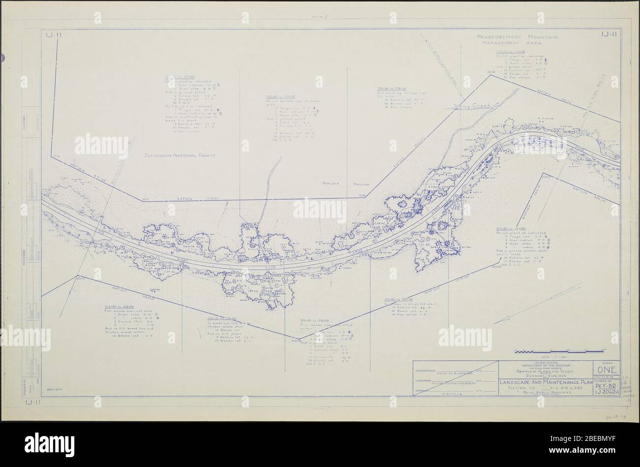 'Blue Ridge Parkway, Region 1 Blatt 11; EINE Karte des Blue Ridge Parkway mit Details über die nahe gelegenen Bäume, Sträucher und Sämlinge. Beinhaltet Stony Creek, Hemlock Hollow, das Headforest Mountain Management Area und Jefferson National Forest. Zeichnung Nr. 1J-11. Skala 1=100'.; 1942date QS:P571,+1942-00-00T00:00:00Z/9; ' Stockfoto