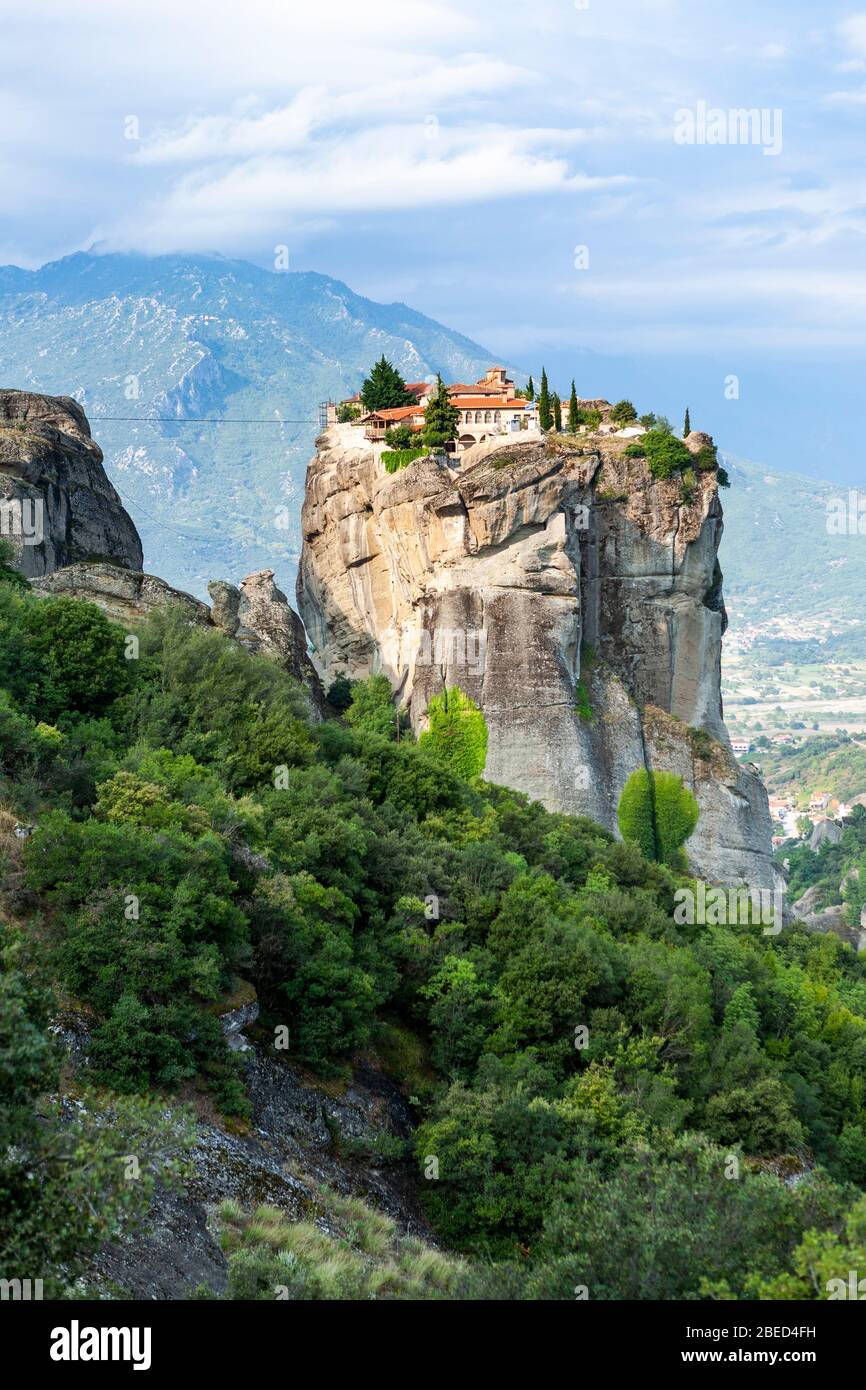 Meteora, bekannte Felsformation in Zentralgriechenland, Komplex der östlichen orthodoxen Klöster, UNESCO Weltkulturerbe, Balkan Stockfoto