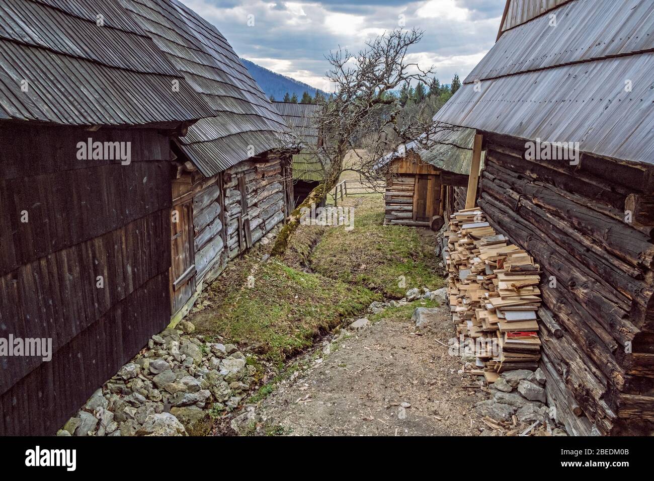 Verlassene Siedlung Podsip, Slowakische republik. Reiseziel. Stockfoto