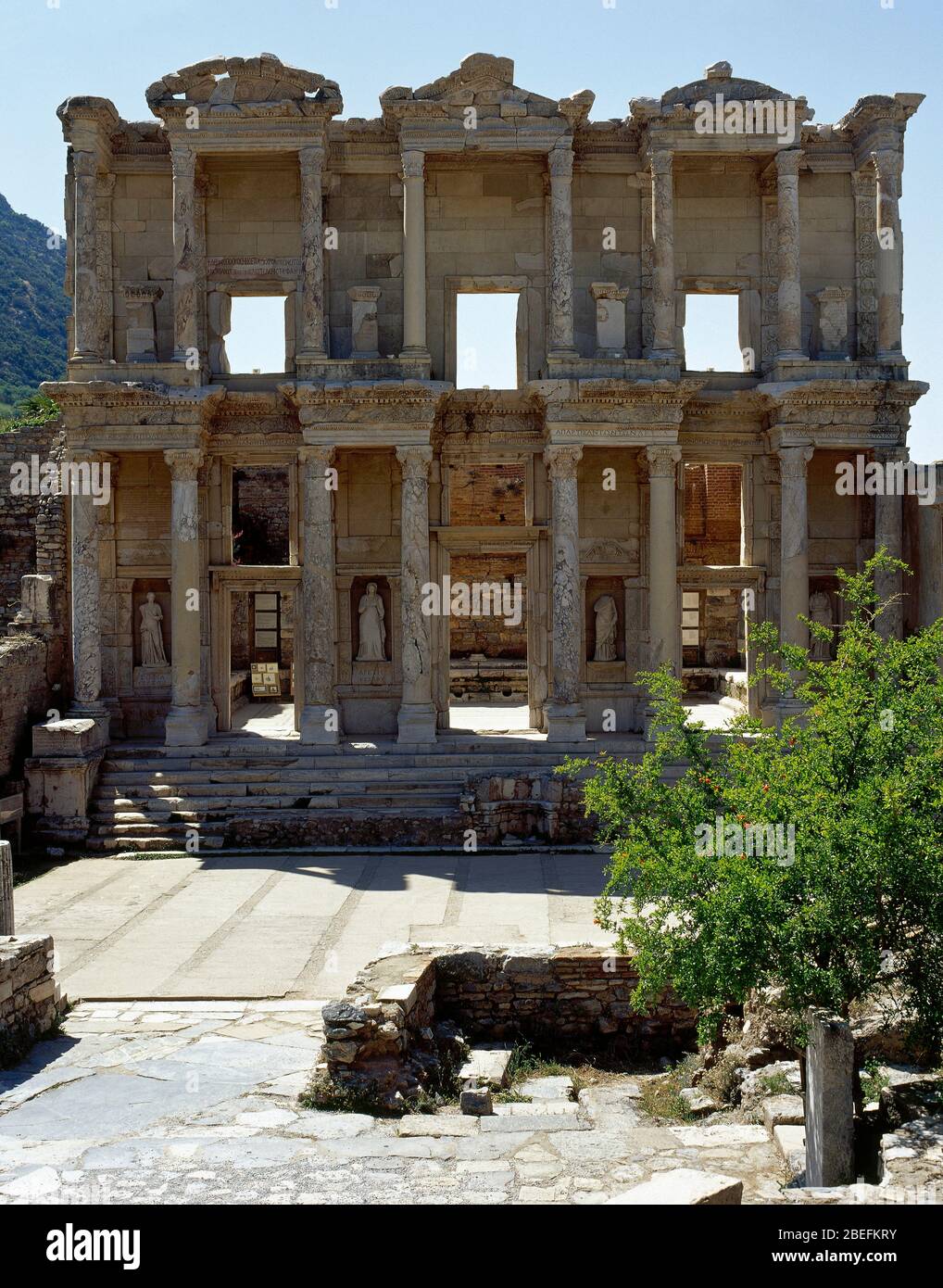 Fassade der Celsus Bibliothek. Stockfoto