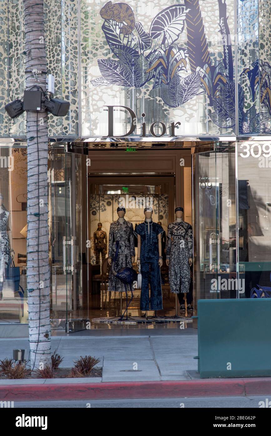 BEVERLY HILLS, CA/USA - 29. OKTOBER 2019: Das Dior-Geschäft am Rodeo Drive, einem der teuersten Einkaufsviertel der Welt. Stockfoto