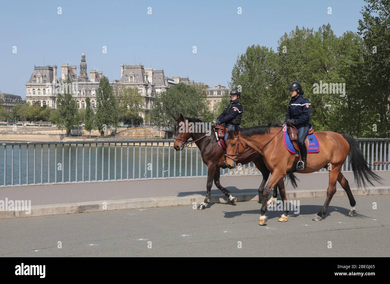 BERITTENE POLIZEI IN PARIS Stockfoto