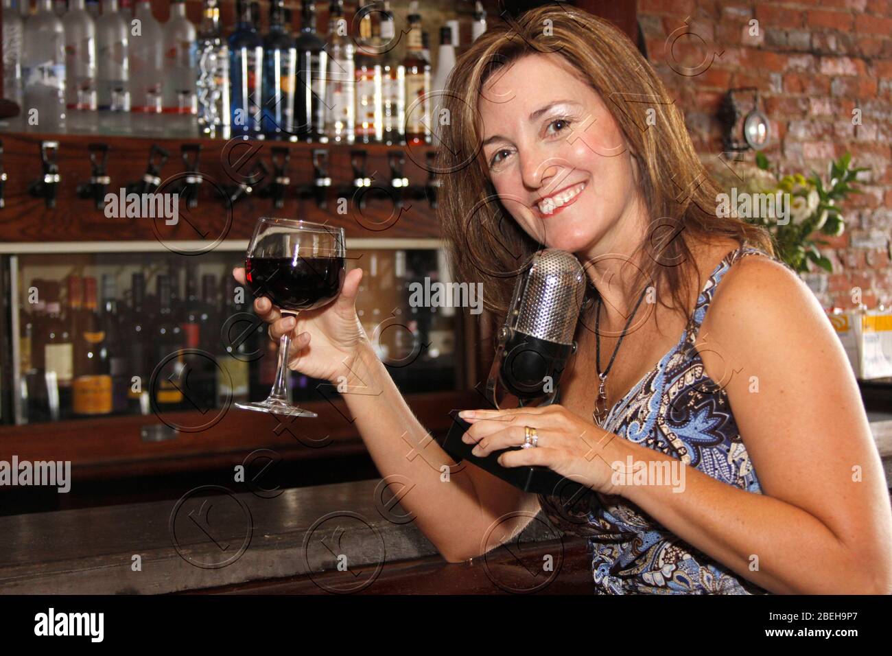 Lisa Vinton, Star der neuen TV-Reality-Show ÒWorldÕs Strengst Parents Ó auf CMT in Philadelphia, PA 17. Juli 2009. Quelle: Scott Weiner/MediaPunch Stockfoto