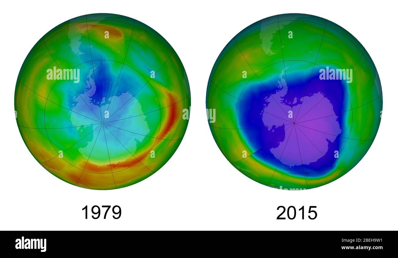 Ein Vergleich von Größe und Form des antarktischen Ozonlochs am 17. September 1979 (links) und 4. Oktober 2015 (rechts). Violette und dunkelblaue Bereiche sind Teil des Ozonlochs. Wie die Bilder zeigen, ist das Wort Loch nicht wörtlich; kein Ort ist leer von Ozon. Wissenschaftler verwenden das Wort Loch als Metapher für den Bereich, in dem die Ozonkonzentrationen unter die historische Schwelle von 220 Dobson-Einheiten fallen. Mit dieser Metapher können sie die Größe und Tiefe des Lochs beschreiben. Die Karte zeigt den Zustand des Ozonlochs am Tag der maximalen Tiefe#dem Tag, an dem die niedrigsten Ozonkonzentrationen gemessen wurden. Die Messung Stockfoto