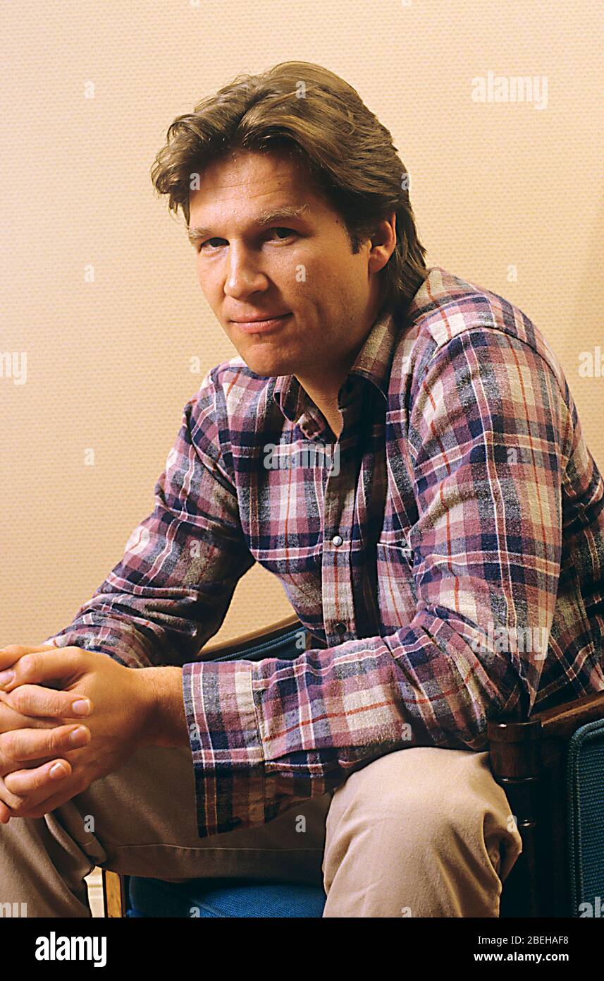 Jeffrey Leon 'Jeff' Bridges (* 4. Dezember 1949 in England) ist ein amerikanischer Schauspieler und Musiker. Zu seinen bekanntesten Filmen zählen The Last Picture Show, Thunderbolt and Lightfoot, Tron, Starman, The Fabulous Baker Boys, Fearless, The Big Lebowski, The Contender, Iron man und Crazy Heart, für die er den Academy Award als bester Darsteller in einer Hauptrolle bei den 82. Academy Awards gewann. Quelle: Scott Weiner/MediaPunch Stockfoto