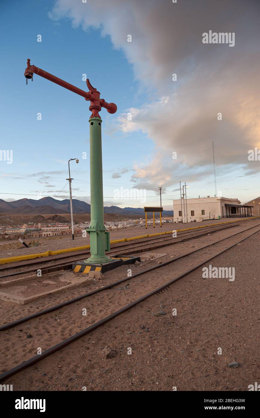 Wasserspender für Dampfzüge in San Antonio de los Cobres, Salta Argentinien Stockfoto