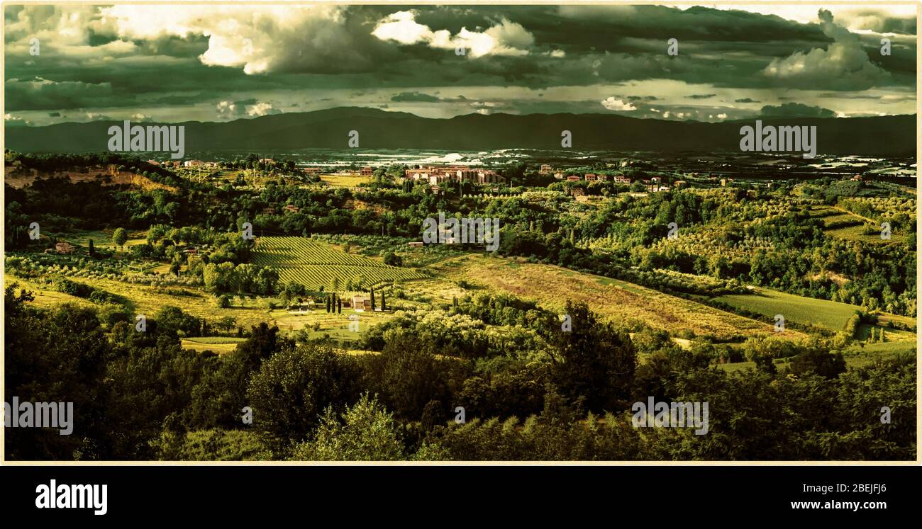 Italienische Landschaft. Styling unter einem alten Foto. Stockfoto