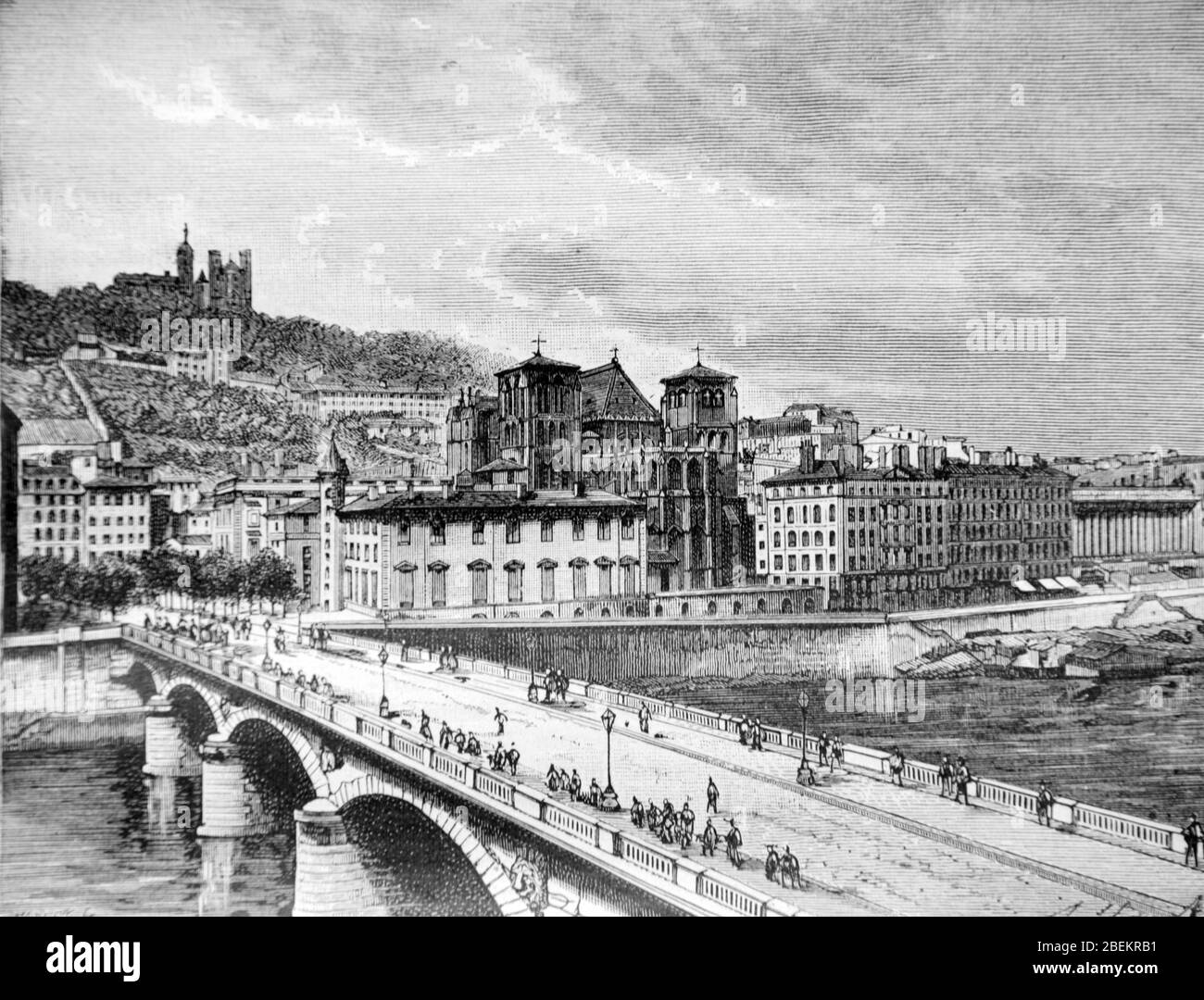 Blick über Lyon mit der Basilika Notre-Dame de Fourvière und der Pont Bonaparte oder Brücke über den Fluss Saone France im späten 19. Jahrhundert. Vintage oder Alte Illustration oder Gravur 1887 Stockfoto