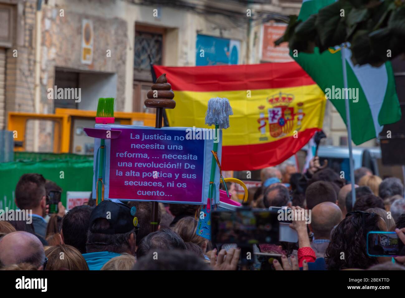 20. Oktober 2019 - Granada, Spanien. Ein Protest gegen das korrupte spanische Gesundheitssystem. Stockfoto