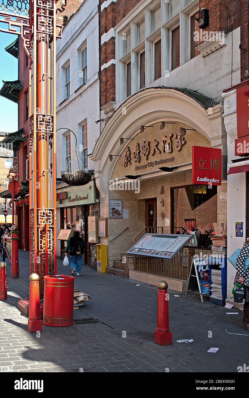 Chinesische Gemeinschaft Chinatown Gate, 10 Wardour St, West End, London W1D 6BZ Architektur Stockfoto