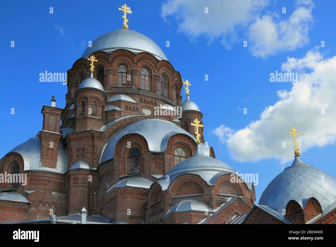 Große Kathedrale aus rotem Backstein. Sviazhsk Island, Tatarstan, Russland Stockfoto