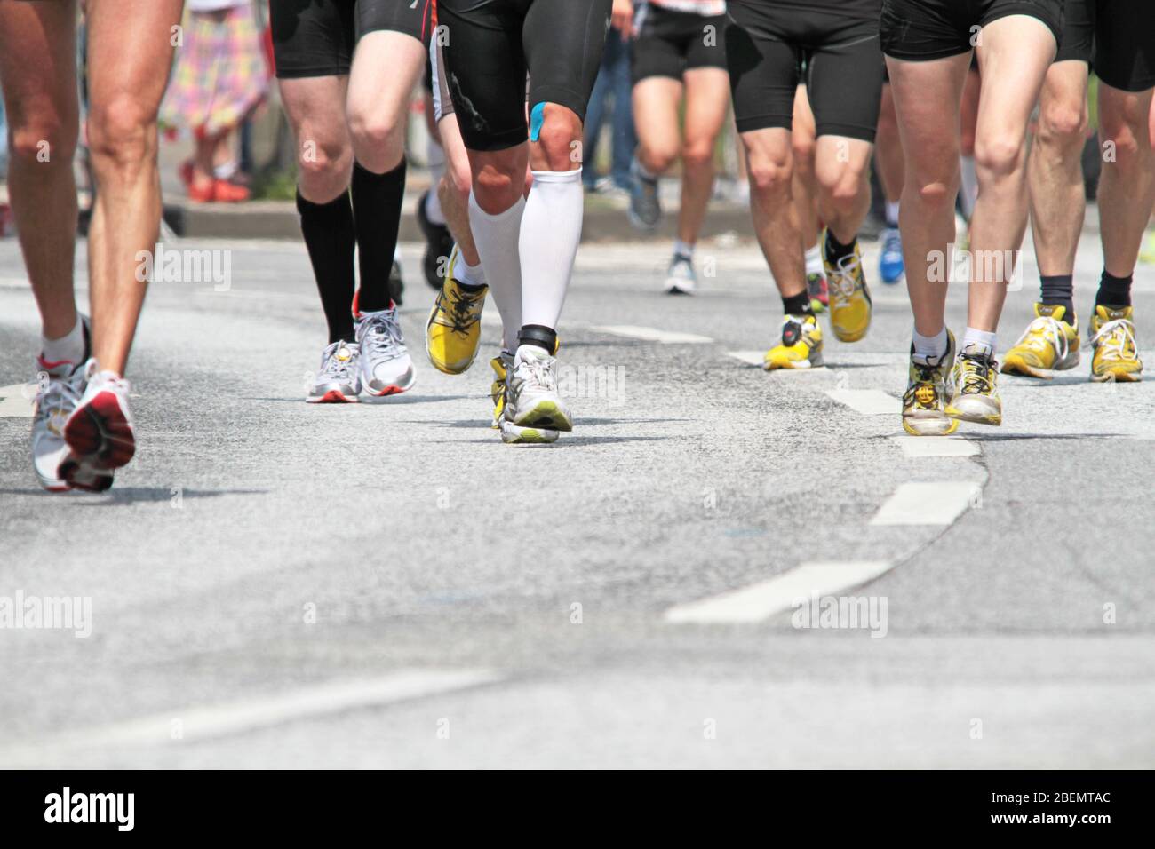 Läufergruppe beim Hamburg-Marathon Stockfoto