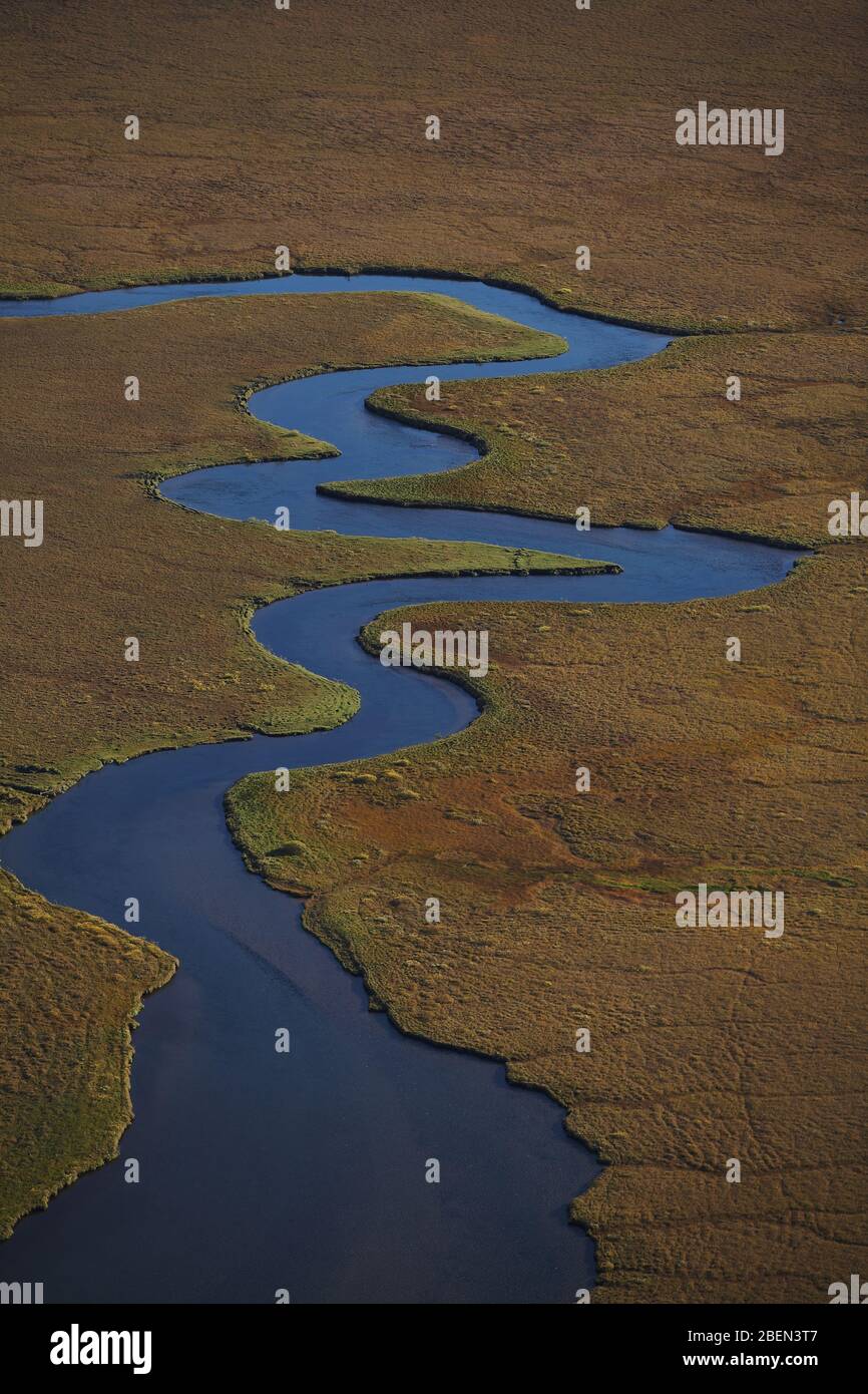 Luftbild von mäandernden Fluss in Island Stockfoto