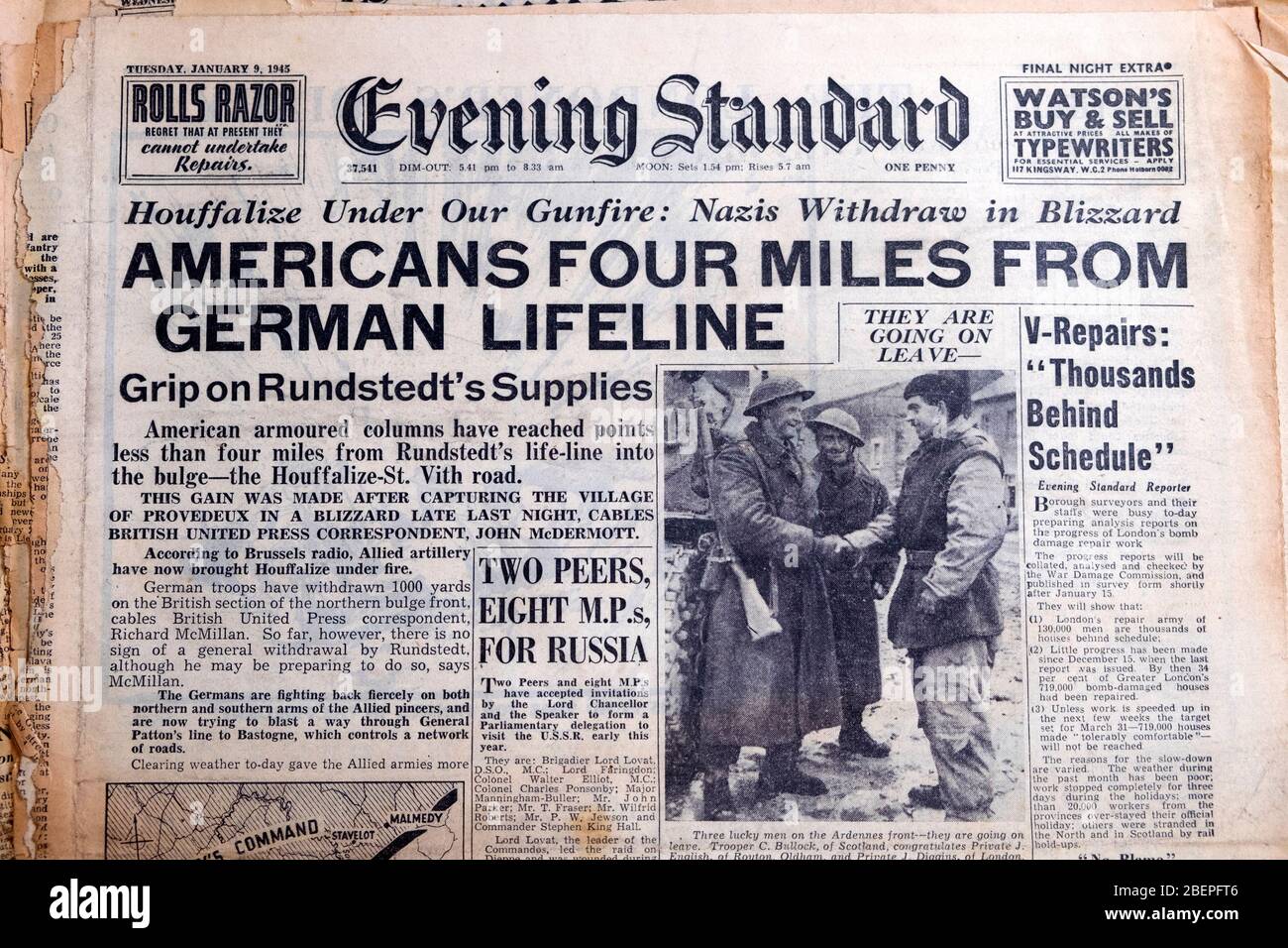 Evening Standard WWII Britische Zeitung Headline 9 January 1945 'Americans Four Miles from German Lifeline' London England UK Stockfoto