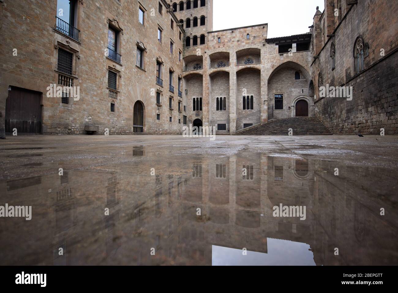 Straßen in der Bari Gotic von Barcelona, Spanien Stockfoto