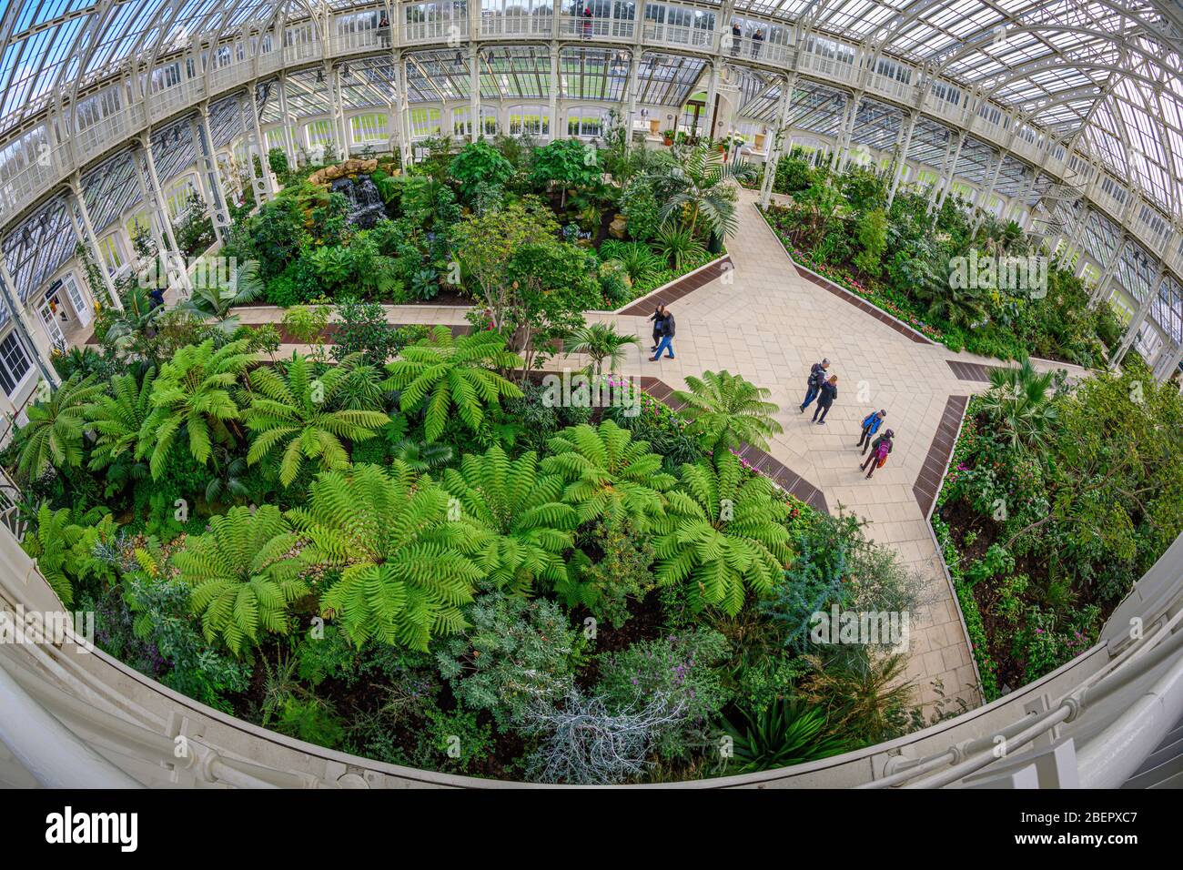 Blick auf das heiße Haus auf hoher Ebene Stockfoto