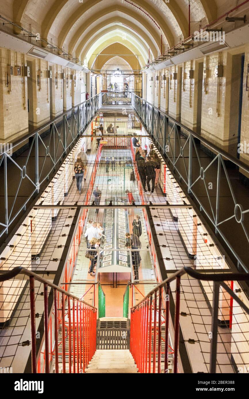 Prison Cells Landing, Reading Prison, Reading, Berkshire, England, GB, Großbritannien. Stockfoto