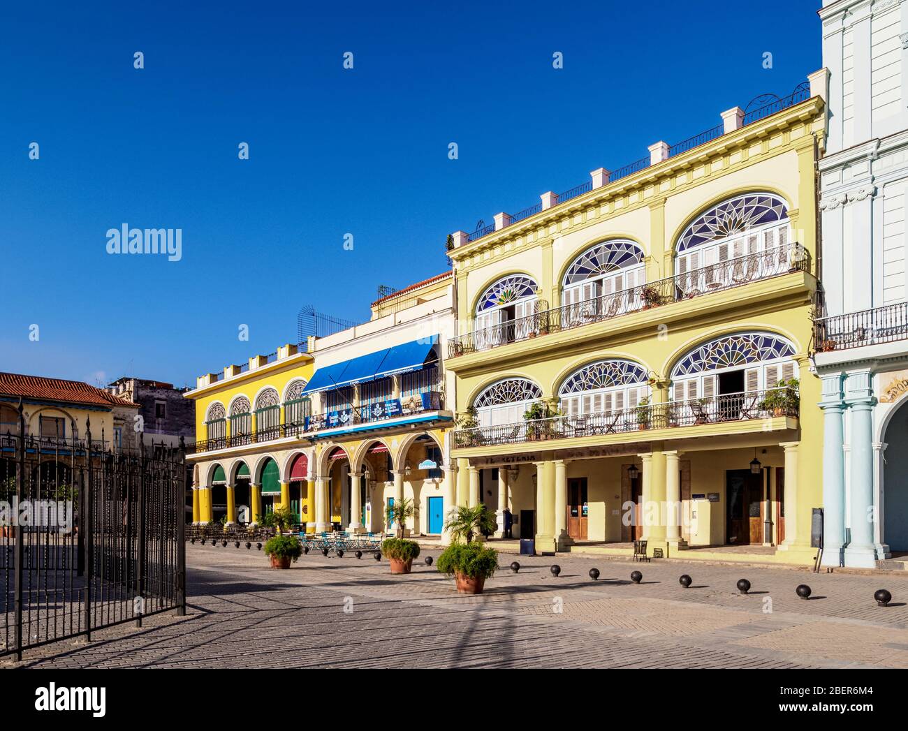 Plaza Vieja, Alter Platz, La Habana Vieja, Havanna, Provinz La Habana, Kuba Stockfoto