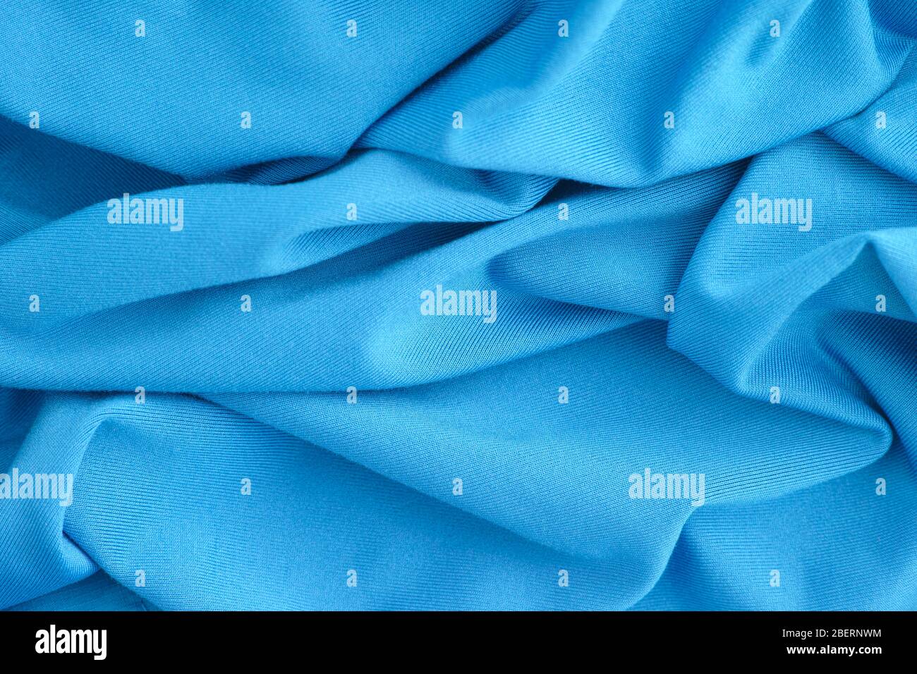 Blau zerknittert Stoff Textur Hintergrund. Nahaufnahme. Stockfoto