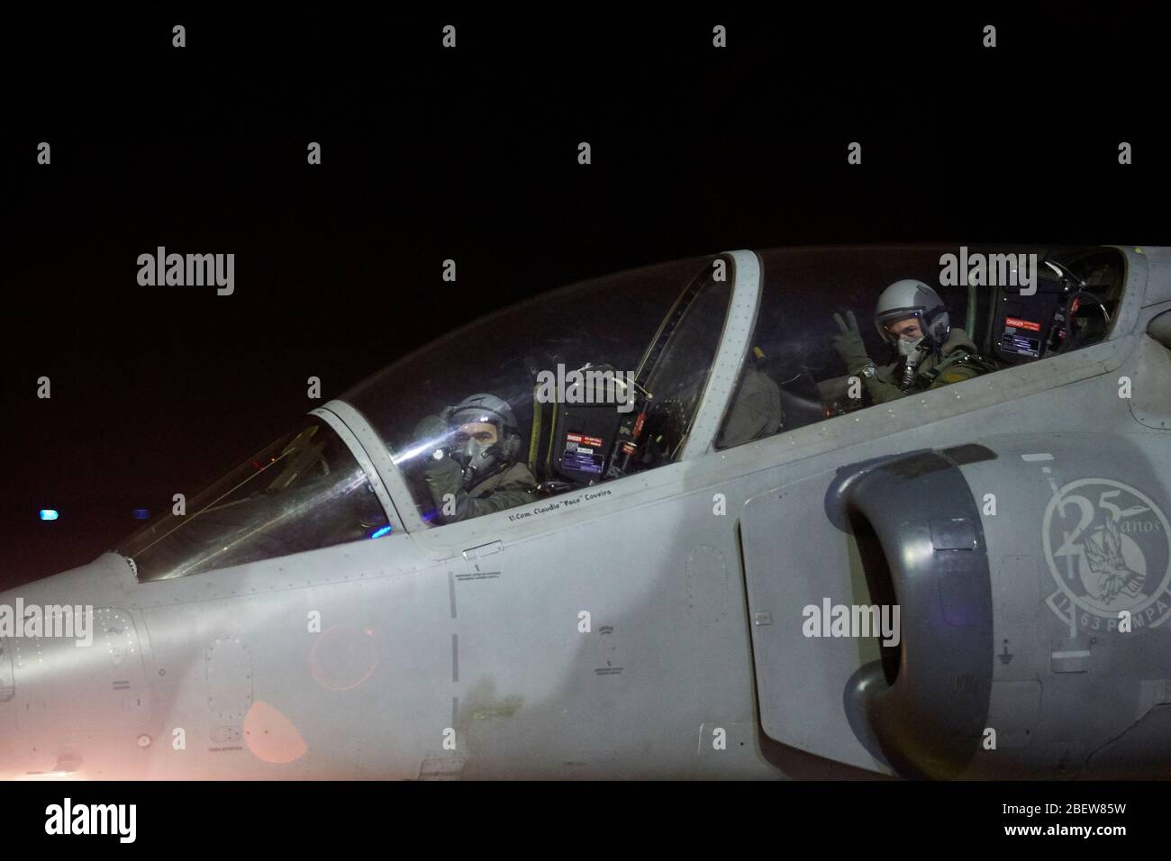 MENDOZA, ARGENTINIEN, 10. Juni 2015. IA-63 Pampa, ist ein Trainingsflugzeug mit Kampffähigkeiten, entworfen und gebaut in Argentinien, IV Brigada Aerea, La Stockfoto