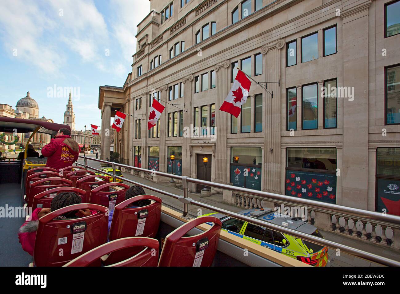 Canada House von einem Doppeldecker aus gesehen, London Red Bus. Stockfoto