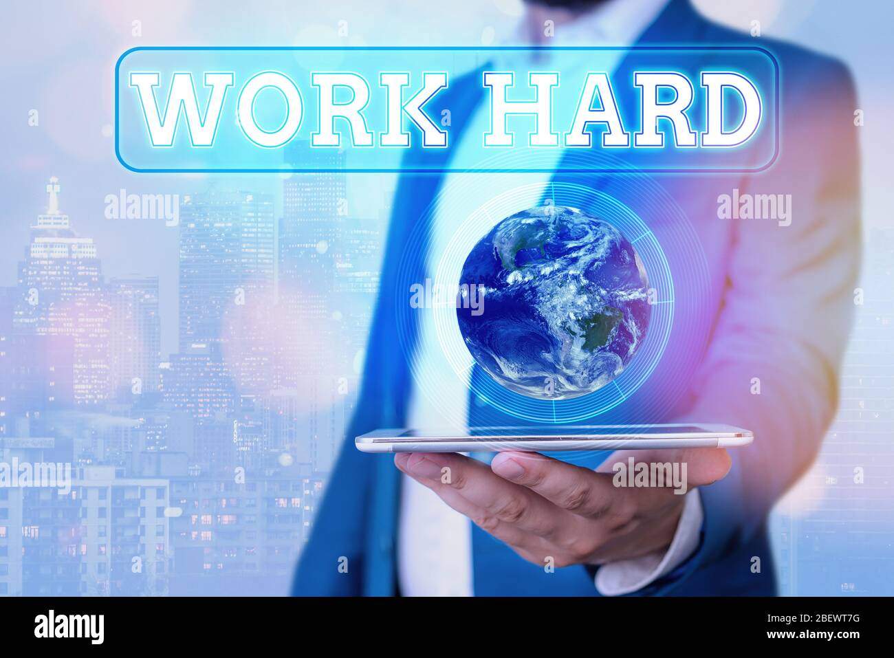 Sich Unterwürfig Zeigen Hart Arbeiten Kreuzworträtsel Textschild zeigt hart arbeiten. Geschäftsfoto mit Arbeiten, die sich