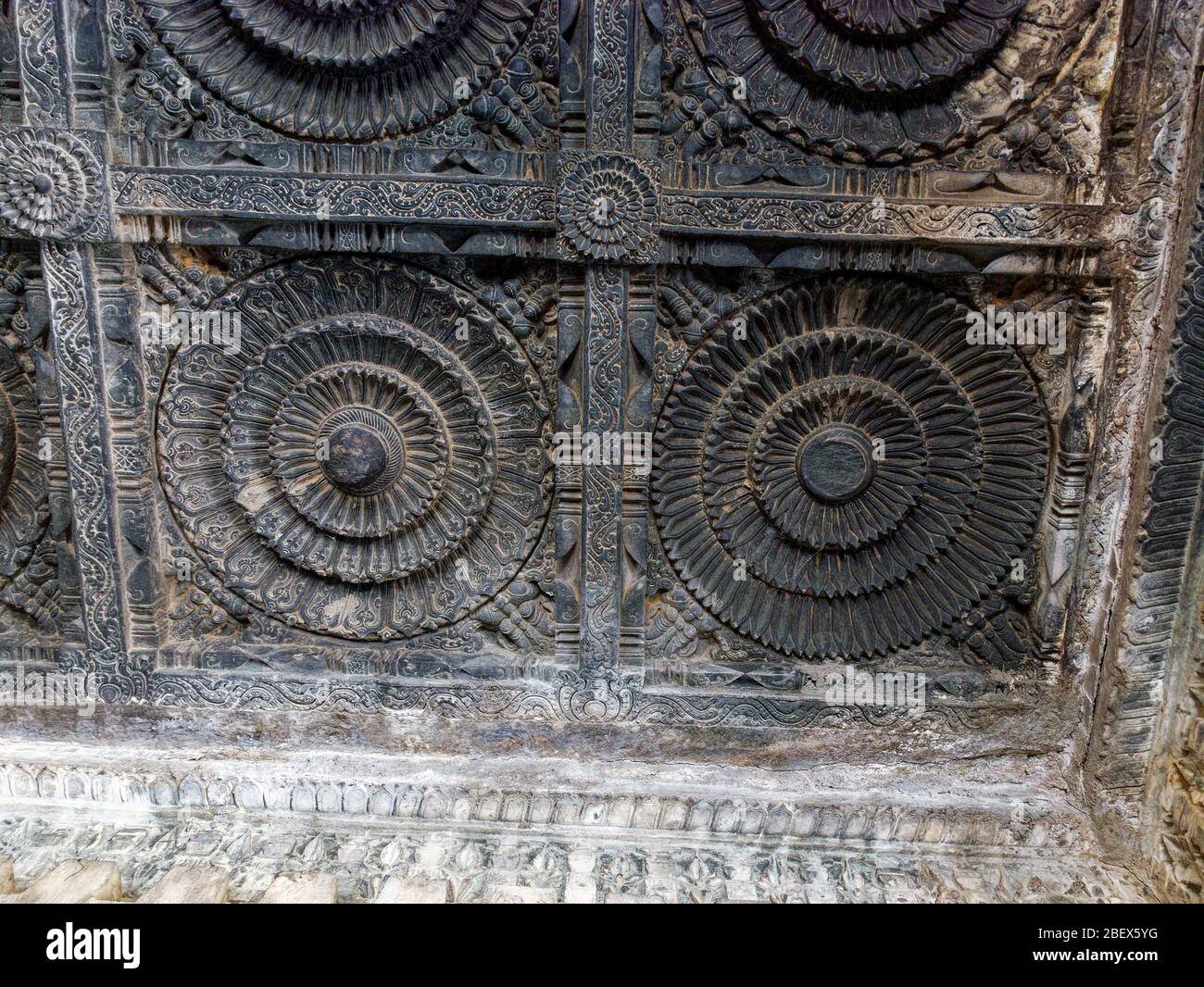 Dekorative Decke des Hindu-Tempels Stockfoto