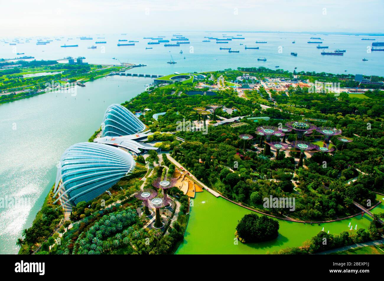 58+ Singapur Gärten An Der Bucht, Gardens by the bay besteht aus