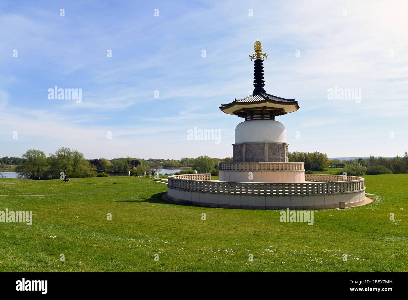 Friedenspagode Milton Keynes Stockfoto