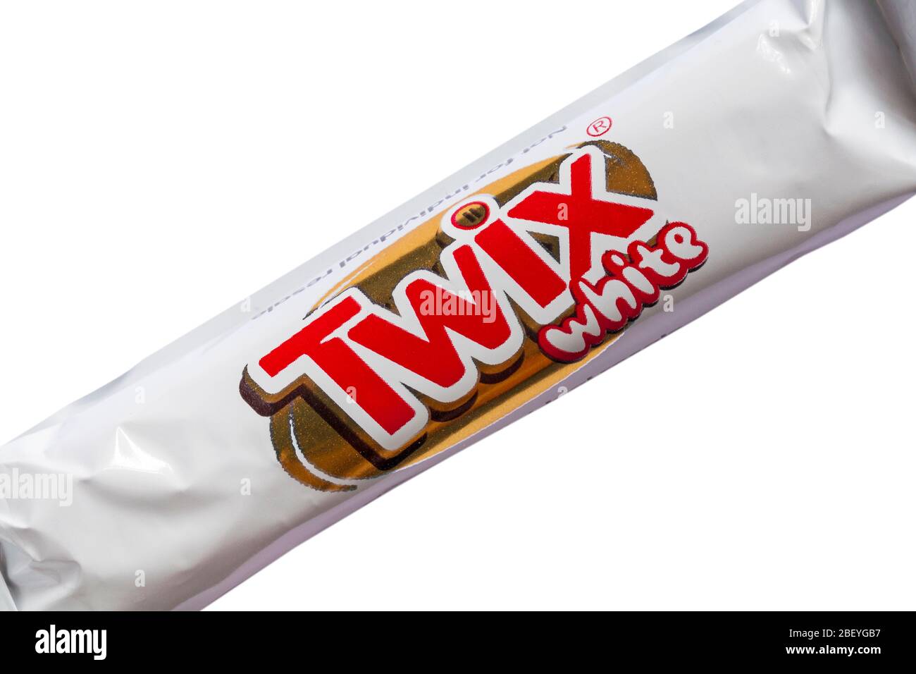 Twix Weiße Finger Set auf weißem Hintergrund - weiße Schokolade bedeckt Karamell und Keks Stockfoto