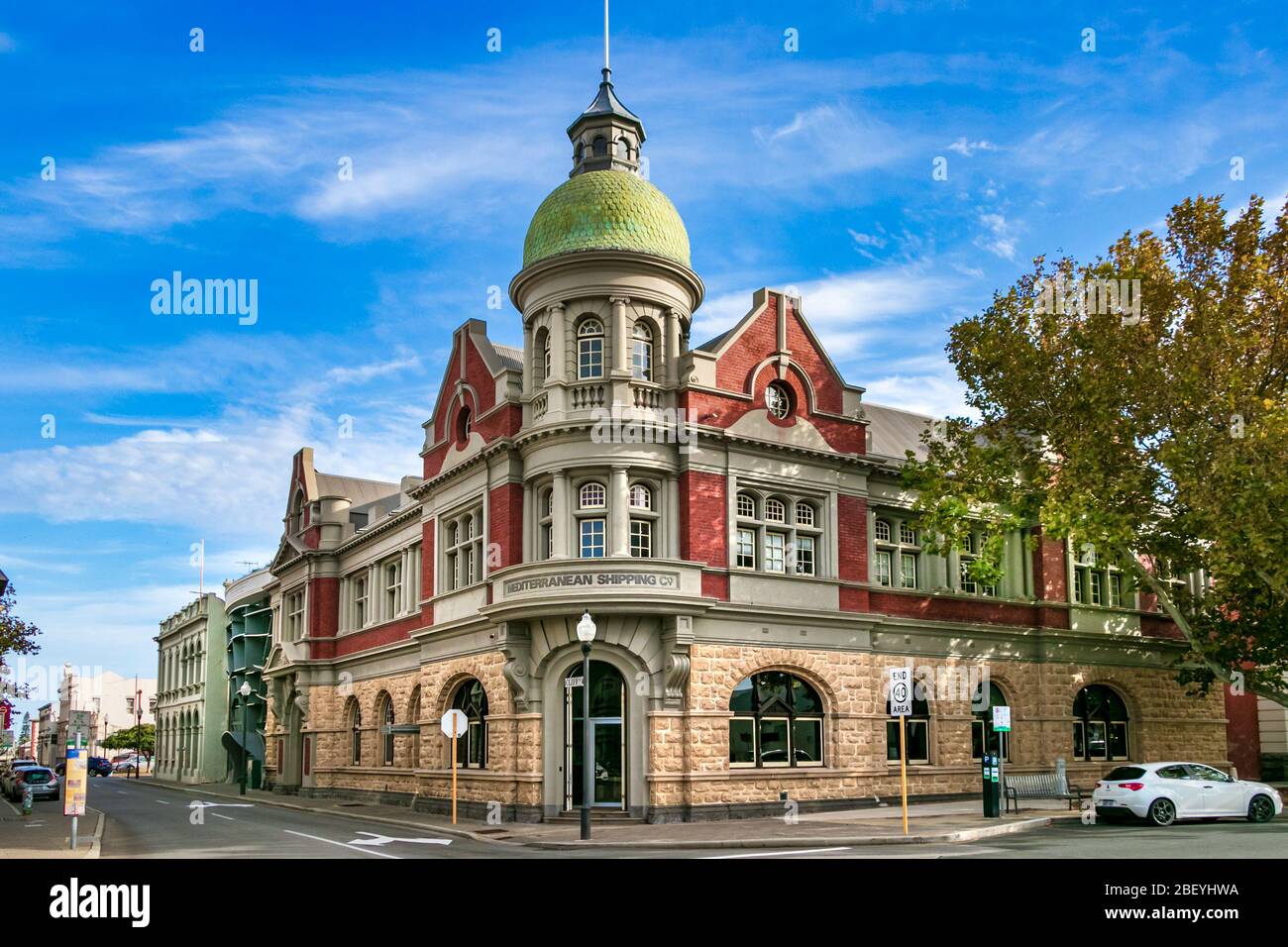 Das alte Gebäude gehört der Mediterranean Shipping Company im Stadtzentrum von Fremantle, Australien. Stockfoto